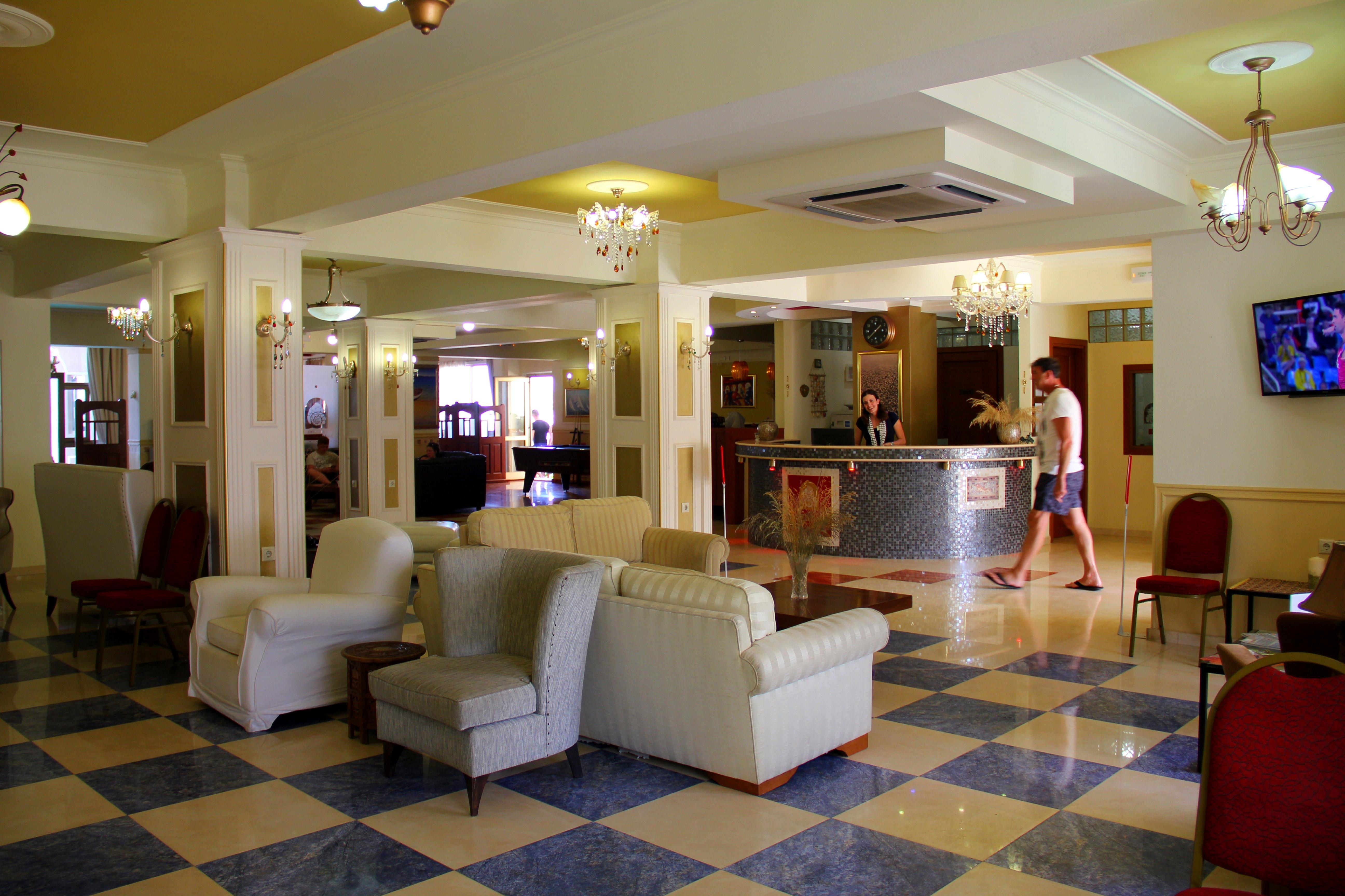 White Olive Elite Rethymno Hotel Sfáka Exterior foto